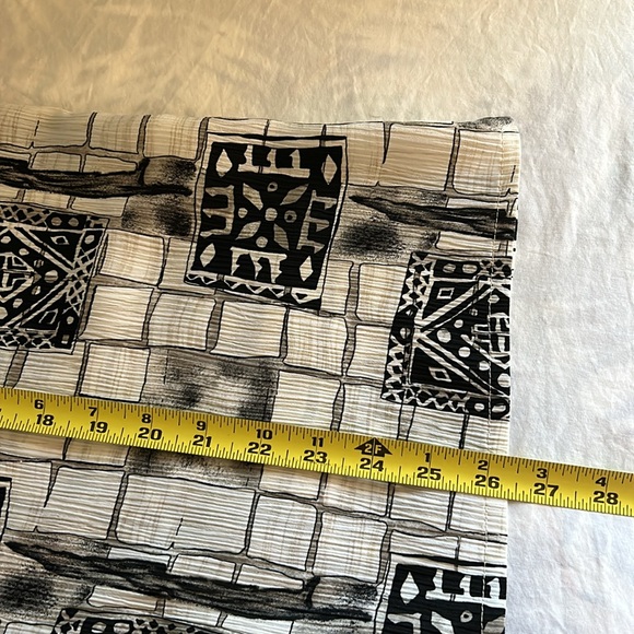 Alia Petites  women’s size 16 button down blouse. Polyester easy care. - Picture 7 of 7